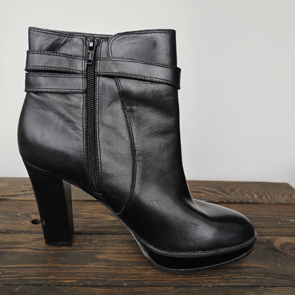Arturo Chiang Primo Ankle Boots Size 8M Platform Black Leather Buckle Belt ZipUp - Picture 7 of 16